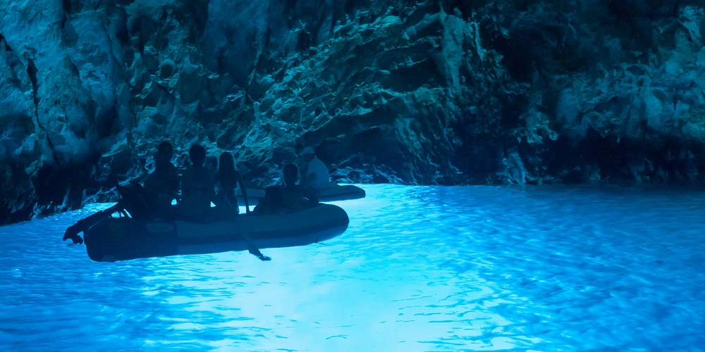 Green and Blue Caves